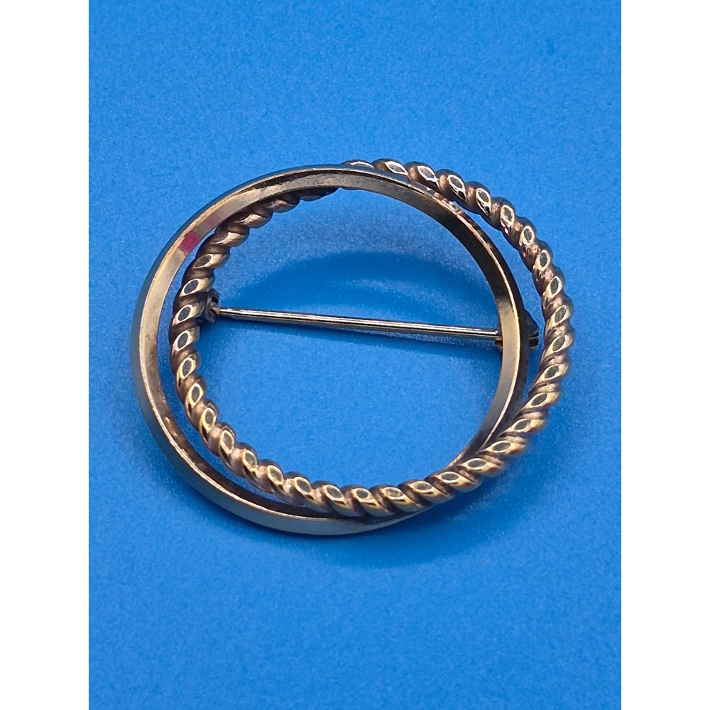 Vintage Van Dell Brooch Gold 12K GF Interlocking Double Circle Rope Pin